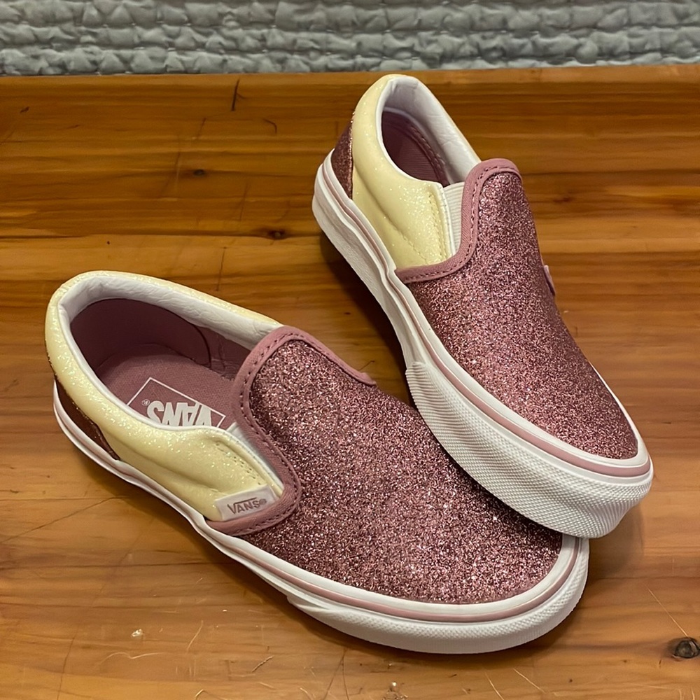 NWT Girls Glitter Vans